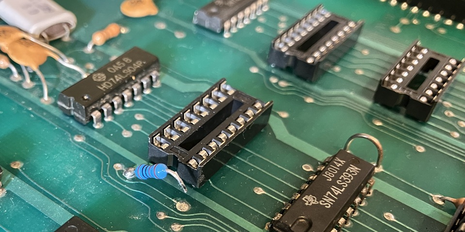 Meteor (Asteroids clone) PCB repair