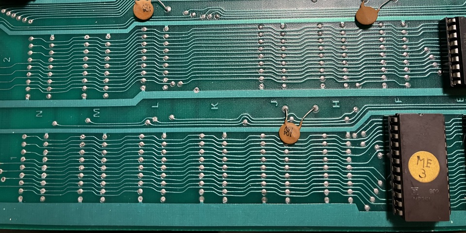 Meteor (Asteroids clone) PCB repair